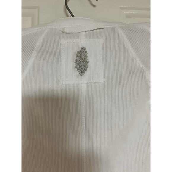 Free People Mareea Henley We The Free Ribbed Button Long Sleeve M NWOT Ivory - Picture 5 of 8